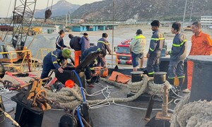 Ngạt khí trên tàu hàng ở Khánh Hòa, 5 người thương vong