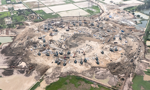 Hình hài sân vận động Trống Đồng lớn nhất thế giới ở ngoại thành Hà Nội