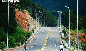 Cận cảnh đường vành đai 870 tỷ đồng, băng qua rừng thông xanh mát của Đà Lạt