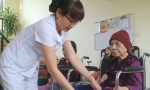 Mô hình chăm sóc người cao tuổi tại cộng đồng, đề xuất bố trí kinh phí từ ngân sách