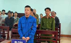 Kẻ hành hung CSGT đang điều tiết giao thông trong đợt mưa lũ ở Huế lĩnh án