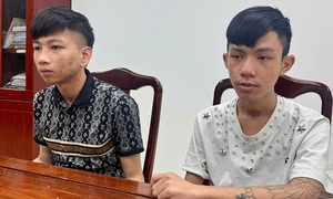 Bắt 2 thanh niên cùng đồng bọn chém trọng thương người rồi trốn sang Campuchia