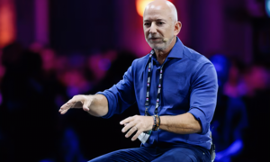 Công nghệ 20/3: Amazon đầu tư thêm 100 tỷ USD cho AI, Meta vẫn giữ VR