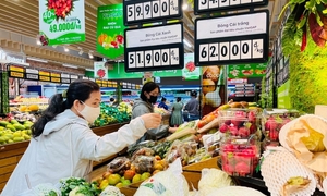 Dân TP.HCM tiết kiệm từng đồng vượt qua cơn ‘bão giá’