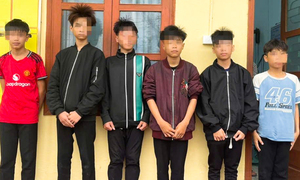 Danh tính nhóm ném đá vào ô tô trên cao tốc qua Quảng Trị