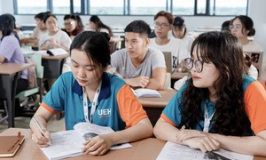 Lần đầu có quy định về nhà giáo hợp đồng toàn thời gian sau khi nghỉ hưu