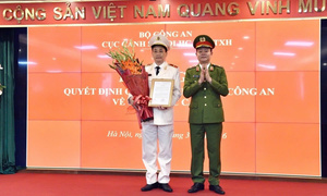 Thiếu tướng Nguyễn Mạnh Hùng giữ chức vụ Phó Cục trưởng C06