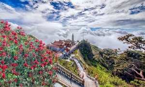 Tôn vinh di sản Thực hành tín ngưỡng thờ Mẫu Tam phủ giữa đỉnh thiêng Fansipan