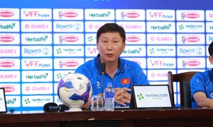 HLV Kim Sang-sik tiết lộ cách dùng Xuân Son, Hoàng Hên ở tuyển Việt Nam