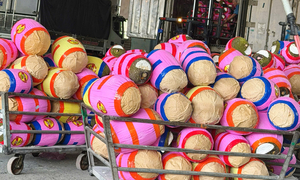 Mít không xuất khẩu được quay đầu bán lẻ, giá rẻ chưa từng có