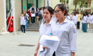 Sự thật thông tin lan truyền '27 điểm vẫn trượt đại học nếu Toán/Văn dưới 9'