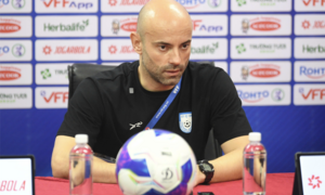 HLV Bangladesh: Có cầu thủ nhâp tịch, tuyển Việt Nam có thể thắng Malaysia