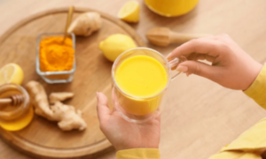 Điều gì xảy ra với cơ thể khi uống nước nghệ thường xuyên?