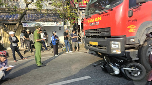 Ô tô tải va chạm xe máy trên quốc lộ ở Huế, cụ ông 80 tuổi tử vong