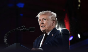 Tổng thống Mỹ gọi eo biển Hormuz là 'eo biển Trump'