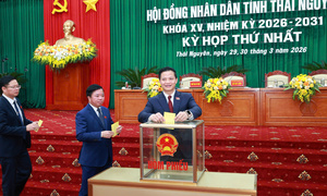 Ông Vương Quốc Tuấn tái đắc cử Chủ tịch UBND tỉnh Thái Nguyên