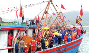 Đền Mai Bảng: Lời nguyện giữa sóng biển hơn 200 năm