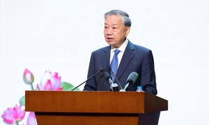 Tổng Bí thư Tô Lâm: Luôn quán triệt sâu sắc quan điểm lấy người bệnh làm trung tâm