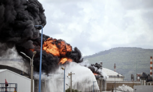 Sau lời đe dọa của ông Trump, Mỹ và Israel tung đòn tập kích quy mô lớn vào Iran