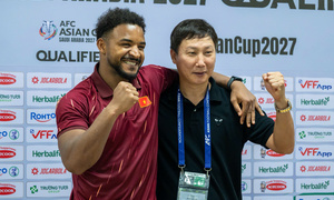 Trực tiếp họp báo Việt Nam 3-1 Malaysia: Xuân Son đáp trả chỉ trích cân nặng