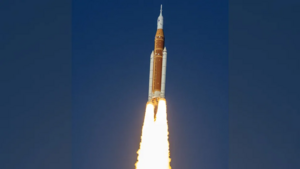 Artemis II và những 'lần đầu tiên' trong lịch sử chinh phục Mặt Trăng