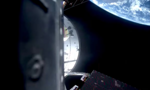 Sự cố bất ngờ trên tàu Orion: Toilet hỏng giữa không gian