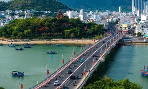 Du lịch tăng trưởng ấn tượng, Khánh Hòa tính bài toán mở rộng không gian đô thị?