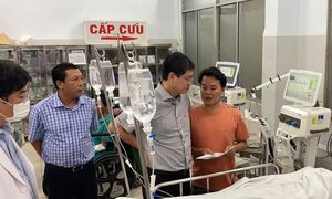 Xe khách lao xuống vực ở Lâm Đồng: 2 nạn nhân nguy kịch phải chuyển viện