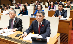 Sáng nay, Quốc hội phê chuẩn bổ nhiệm Phó Thủ tướng và bộ trưởng, trưởng ngành