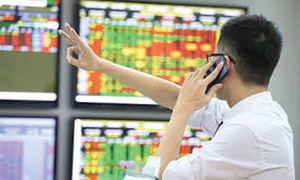 Chứng khoán bùng nổ sau tin được nâng hạng