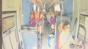 Đi xe limousine không thắt dây an toàn, loạt hành khách bị phạt