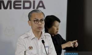 Malaysia cho công chức làm việc tại nhà từ 15/4 