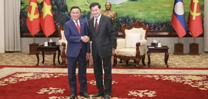 Thường trực Ban Bí thư Trần Cẩm Tú hội kiến Tổng Bí thư, Chủ tịch nước Lào Thongloun Sisoulith