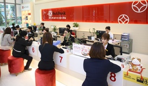 Nhiều ngân hàng bắt đầu giảm lãi suất