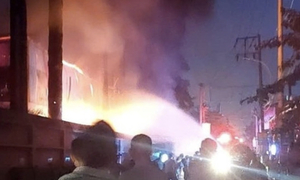 Cháy dãy phòng ở TP.HCM, hai người tử vong