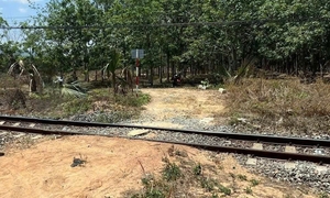 Tìm nhân thân người phụ nữ tử vong trên đường sắt Bắc - Nam