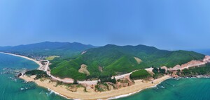 Ngắm cung đường như dải lụa uốn mình từ núi xuống biển tại Gia Lai