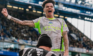 Kết quả Ngoại hạng Anh: Đè bẹp Chelsea, Man City khiến Arsenal âu lo