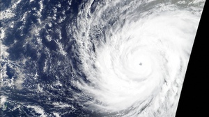 Ảnh vệ tinh siêu bão Sinlaku mạnh nhất hành tinh ở Thái Bình Dương