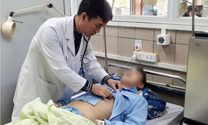 Suy thận ở tuổi 24 sau 5 năm sống 'lệch múi giờ'