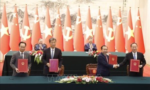 Lễ ký kết một số văn kiện hợp tác tiêu biểu giữa Việt Nam - Trung Quốc