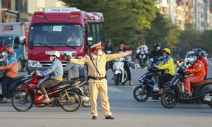 Thủ tướng yêu cầu không để ùn tắc kéo dài ở cửa ngõ Hà Nội, TP.HCM dịp nghỉ lễ