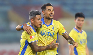 Kết quả Hà Nội FC 4-2 Becamex TP.HCM: Chủ nhà thủng lưới ở giây 43