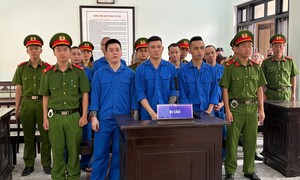 8 bị cáo trong đường dây mua bán ma túy từ Quảng Trị vào TP Huế lĩnh án