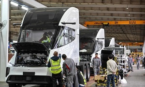 Trung Quốc tiến tới điện hóa toàn bộ xe tải hạng nặng, giảm một nửa nhu cầu dầu