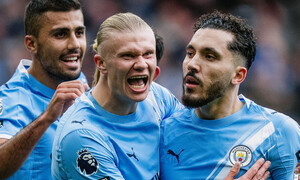 Thắng Arsenal, Man City vẫn bị chỉ trích