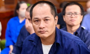 Xét xử vụ 'phù phép' gần 1.500 xe gian thành xe mới xuất xưởng ở TP.HCM