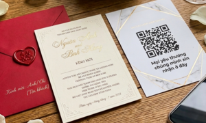 Vô duyên khi để mã QR chuyển khoản trong thiệp cưới 
