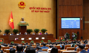 Quốc hội chốt mục tiêu tăng trưởng 2 con số, giao chỉ tiêu cho từng địa phương