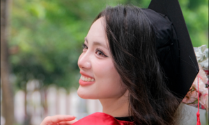 Lớp trưởng xinh đẹp tốt nghiệp xuất sắc Ngoại thương, học bổng liên tiếp 6 kỳ 